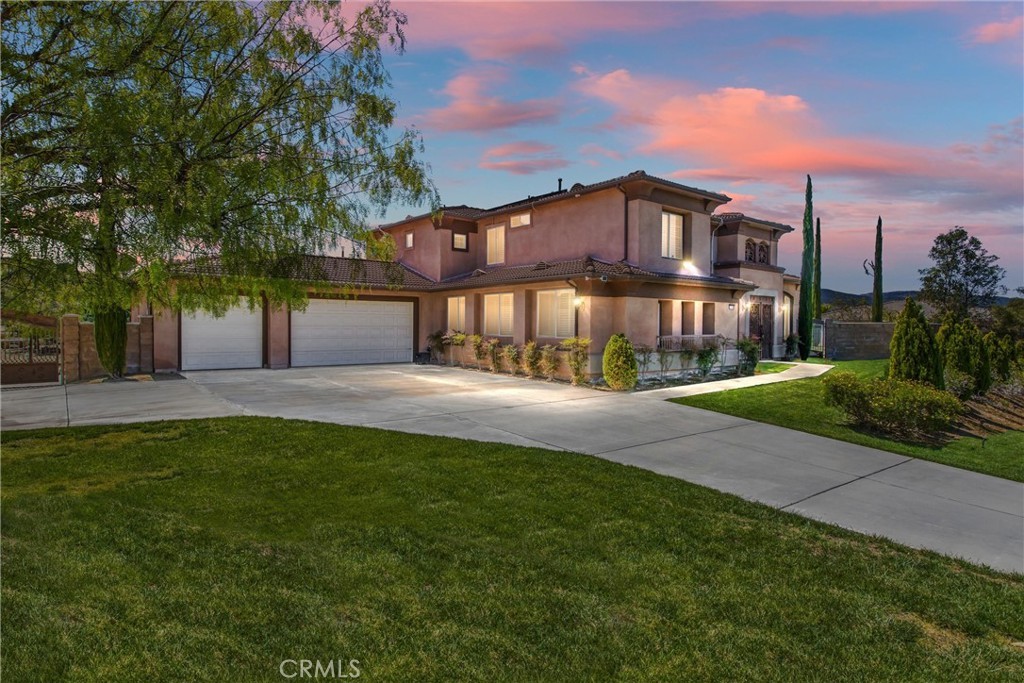 Redlands, California, 92373, United States, 4 Bedrooms Bedrooms, ,4 BathroomsBathrooms,Residential,For Sale,1979080