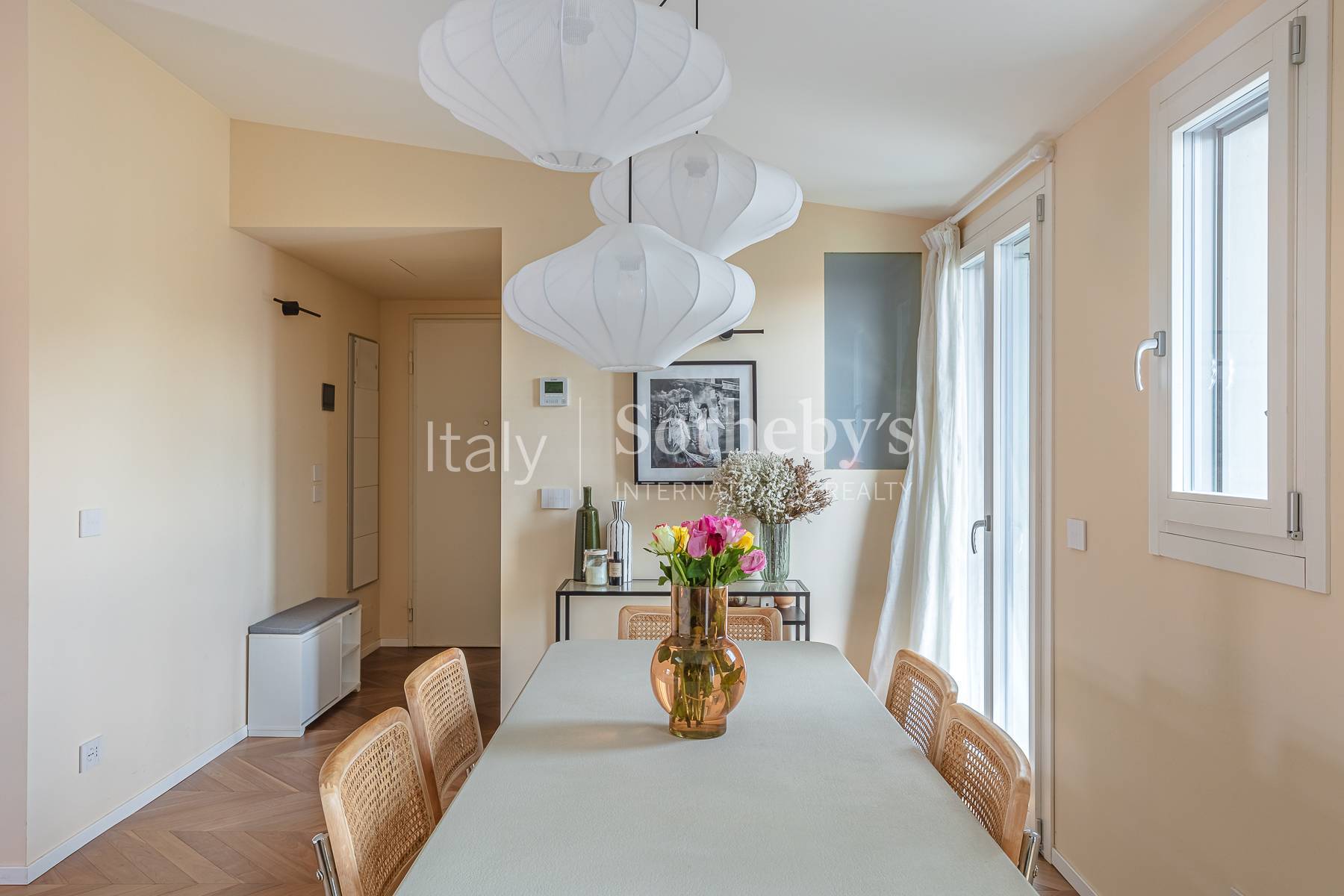  Light-filled penthouse in an elegant residential setting - 物件實景