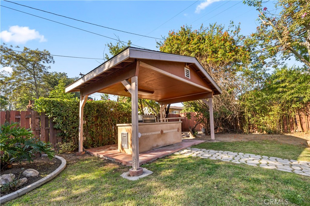 Pomona, California, 91768, United States, 3 Bedrooms Bedrooms, ,2 BathroomsBathrooms,Residential,For Sale,1988291