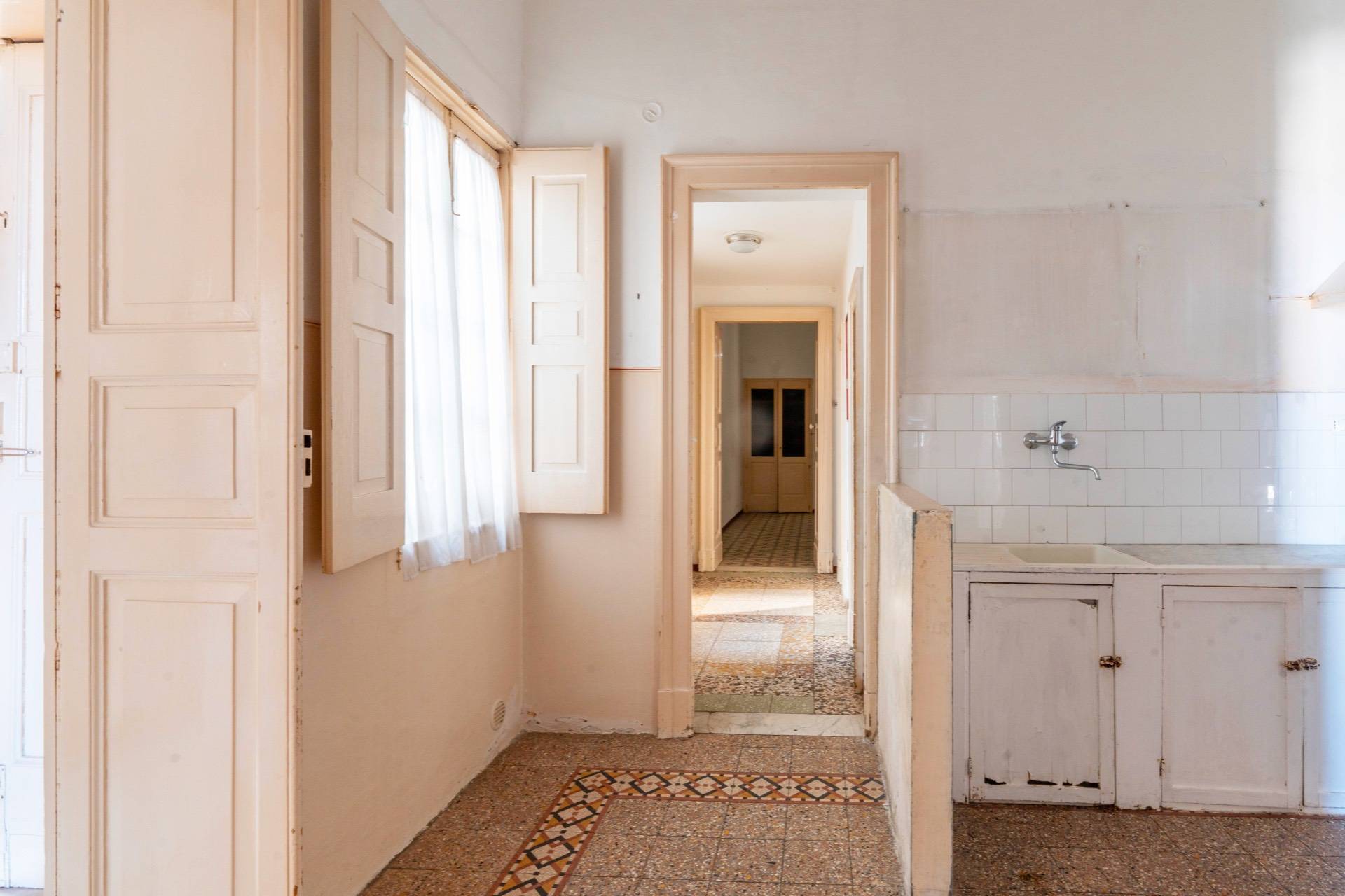 Piazza XX Settembre, Martina Franca, Taranto, 74015, IT, 8 Bedrooms Bedrooms, ,4 BathroomsBathrooms,Residential,For Sale,Piazza XX Settembre,1657102
