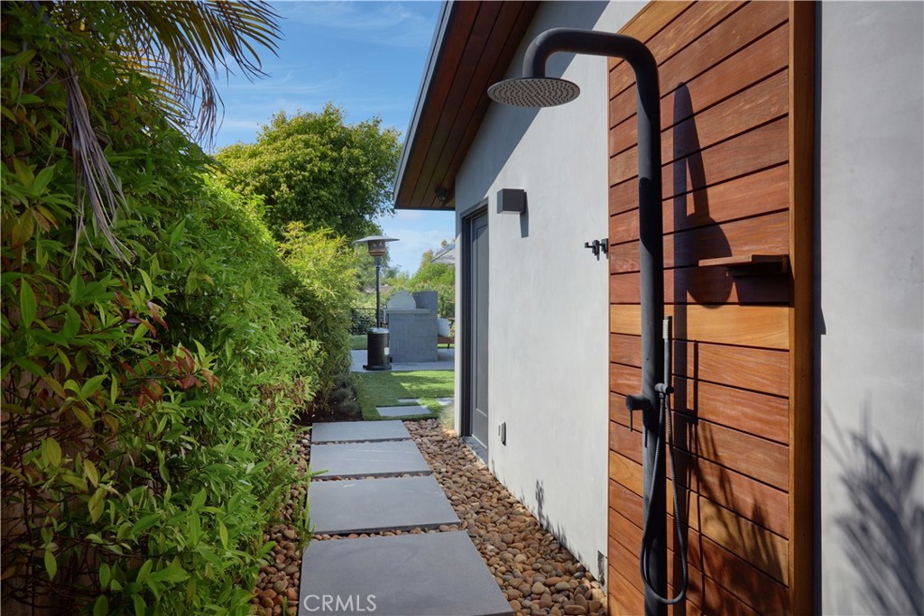 Corona del Mar, California, 92625, United States, 4 Bedrooms Bedrooms, ,5 BathroomsBathrooms,Residential,For Sale,1819361