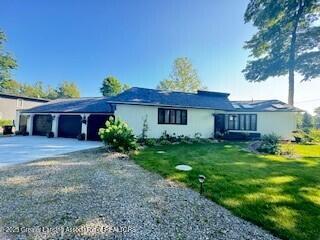 Eagle, Michigan, 48822, United States, 4 Bedrooms Bedrooms, ,4 BathroomsBathrooms,Residential,For Sale,1807523