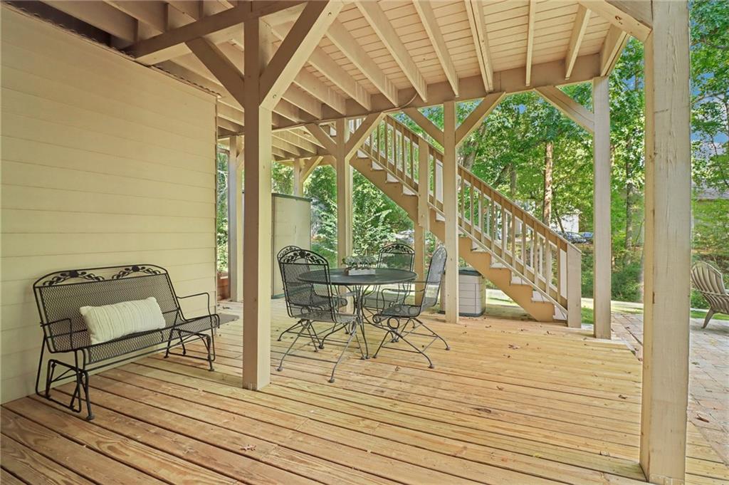 Alpharetta, Georgia, 30009, United States, 5 Bedrooms Bedrooms, ,4 BathroomsBathrooms,Residential,For Sale,1976407