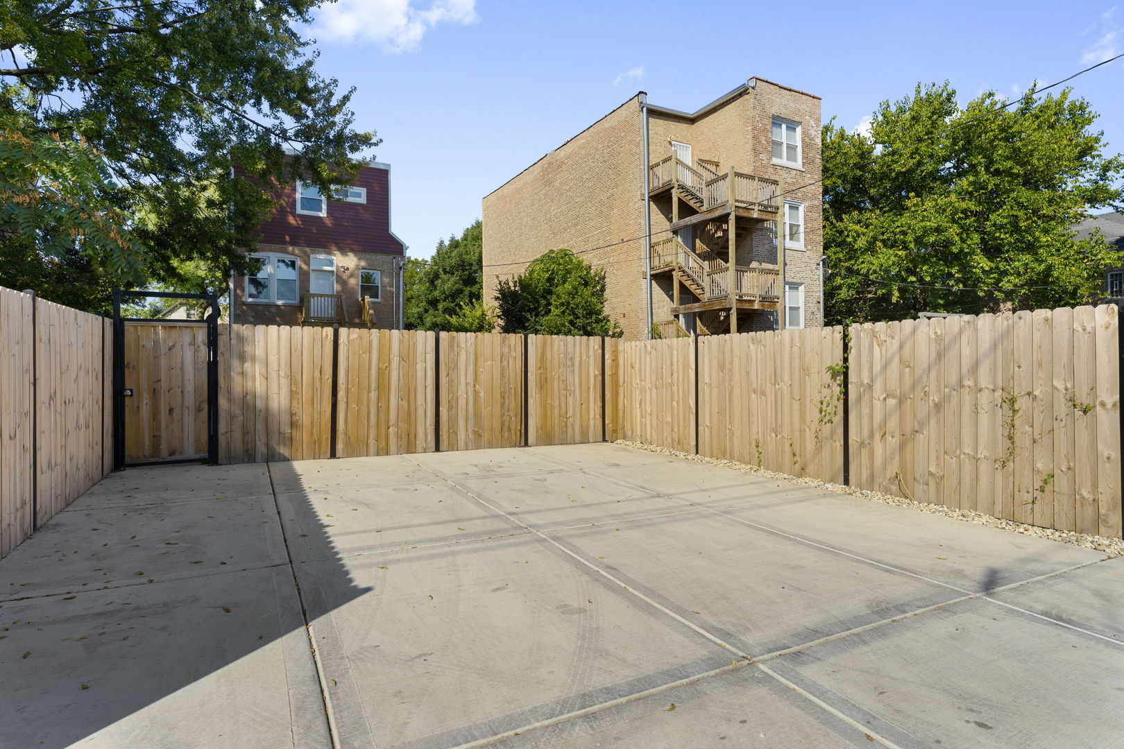 Chicago, Illinois, 60623, United States, 6 Bedrooms Bedrooms, ,Residential,For Sale,1958616