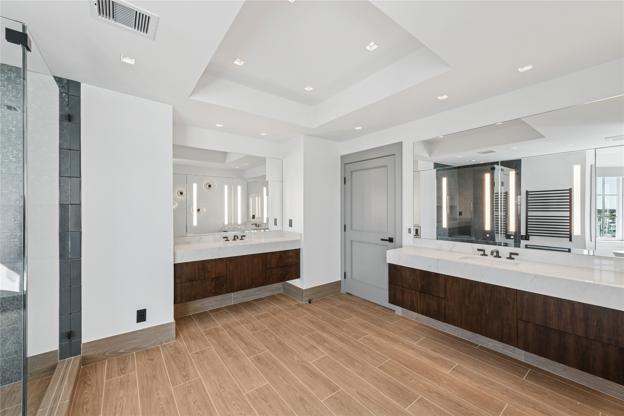  2443 Lakewood Pointe - 物件實景