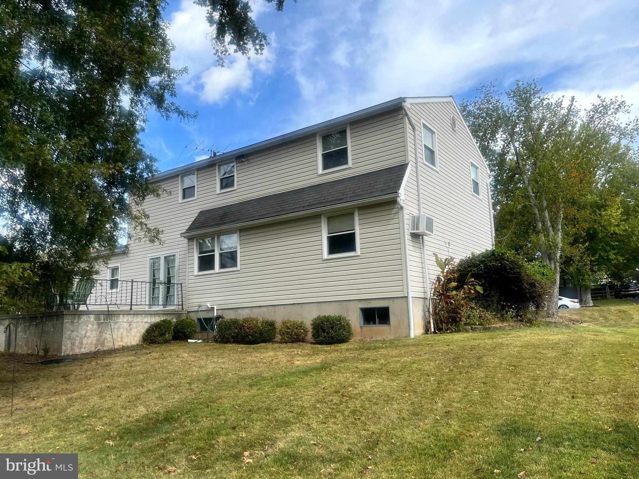 Southampton, Pennsylvania, 18966, United States, 4 Bedrooms Bedrooms, ,Residential,For Sale,1990215