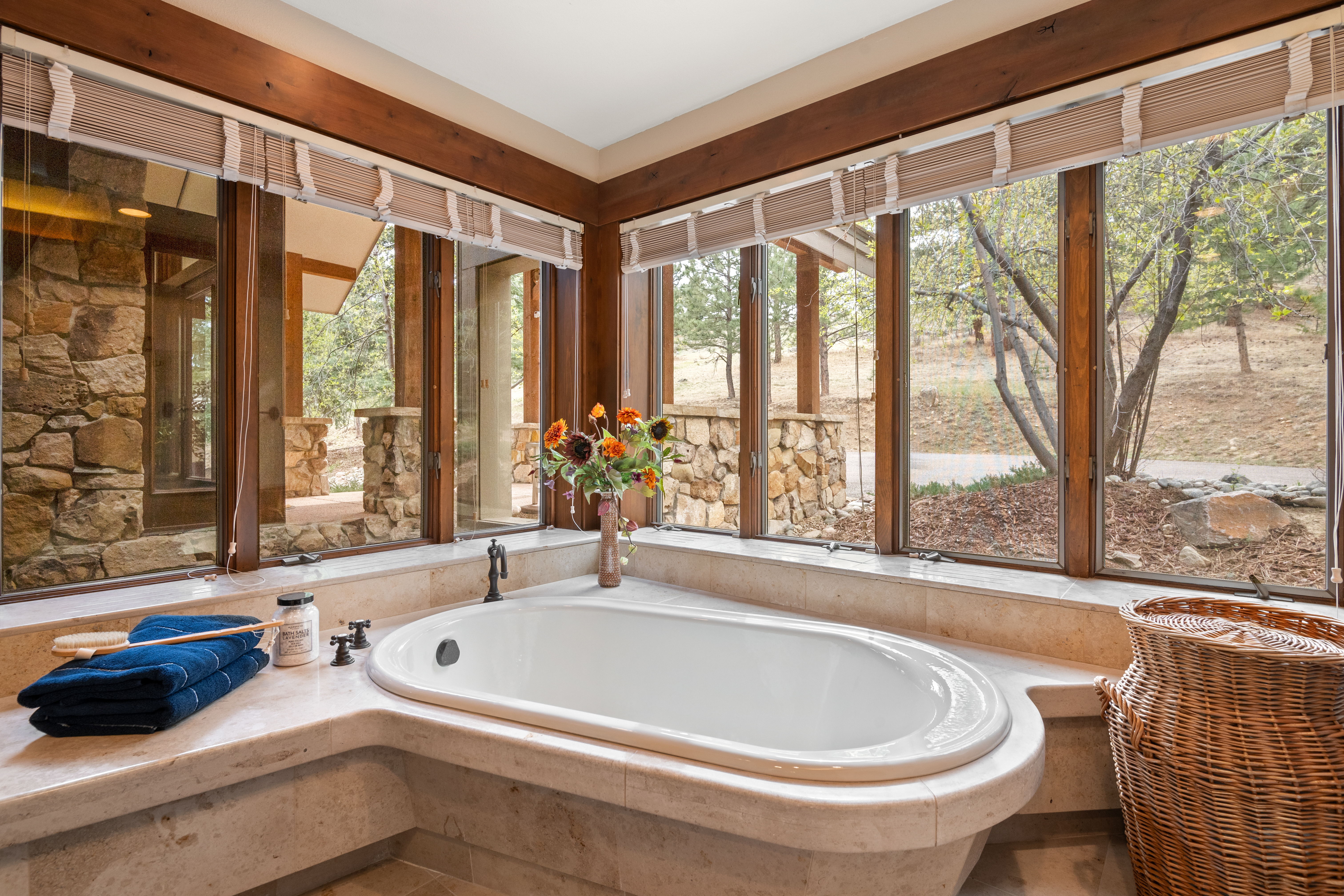  Exceptional Mountain Estate - 物件實景