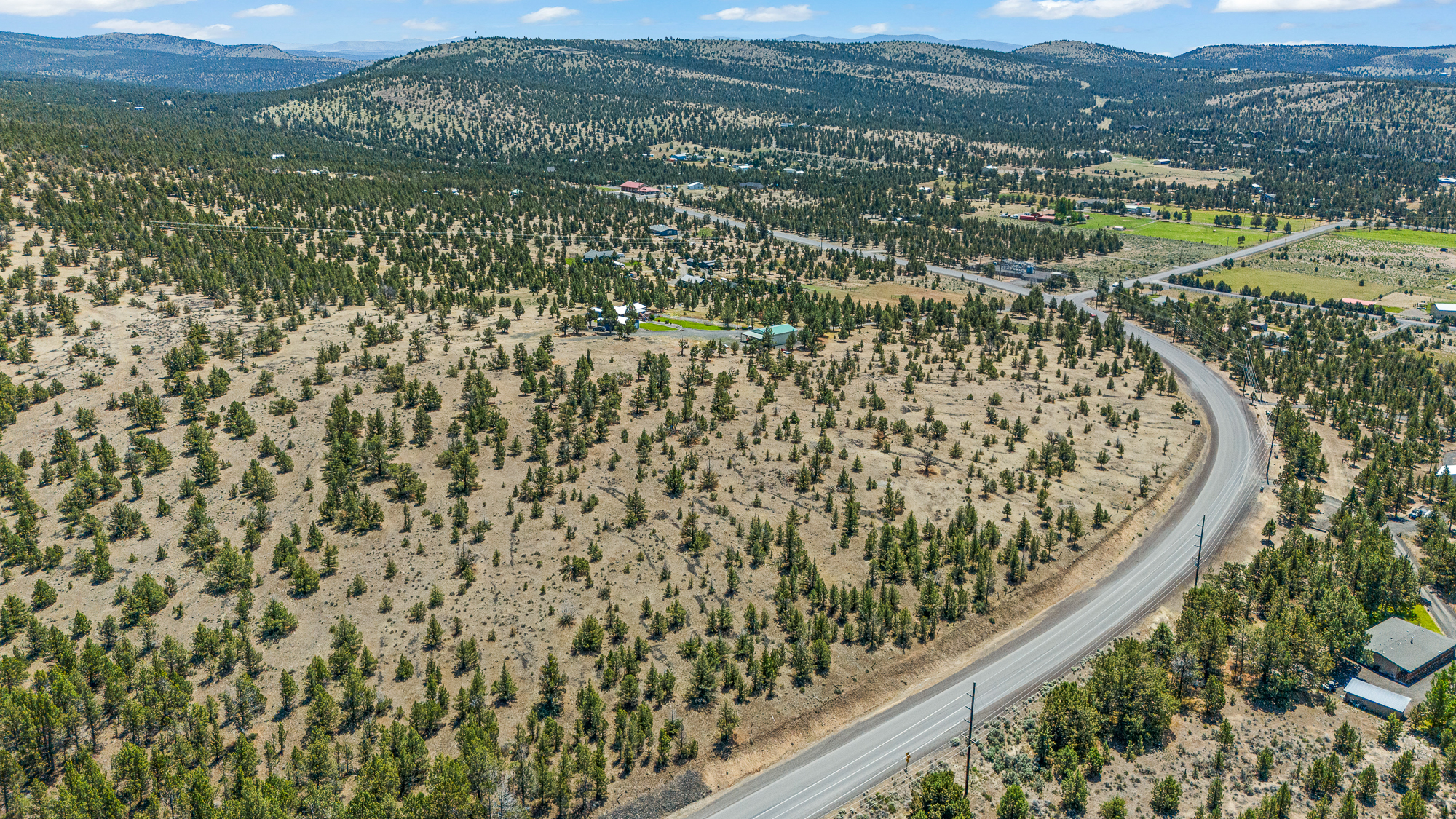 Prineville, Oregon, 97754, United States, 3 Bedrooms Bedrooms, ,2 BathroomsBathrooms,Residential,For Sale,1885821