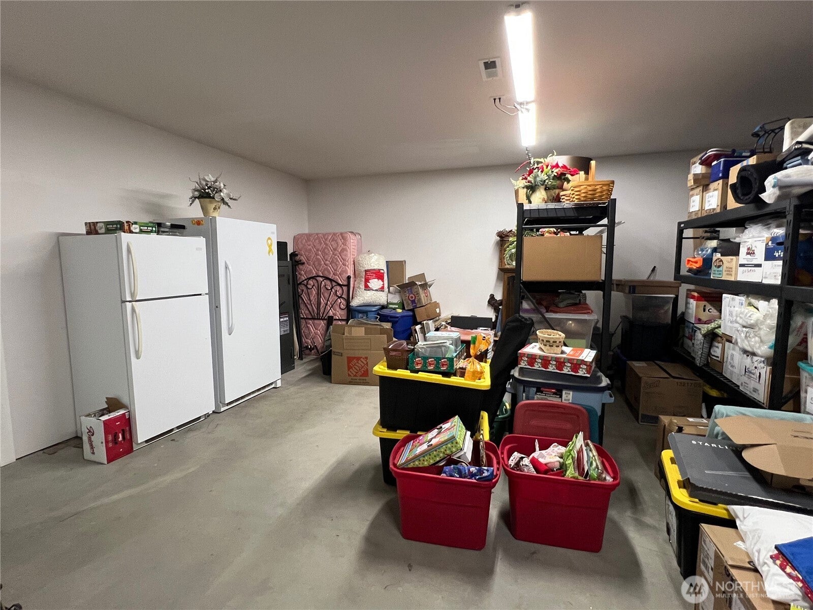 Tonasket, Washington, 98855, United States, 3 Bedrooms Bedrooms, ,2 BathroomsBathrooms,Residential,For Sale,2002069