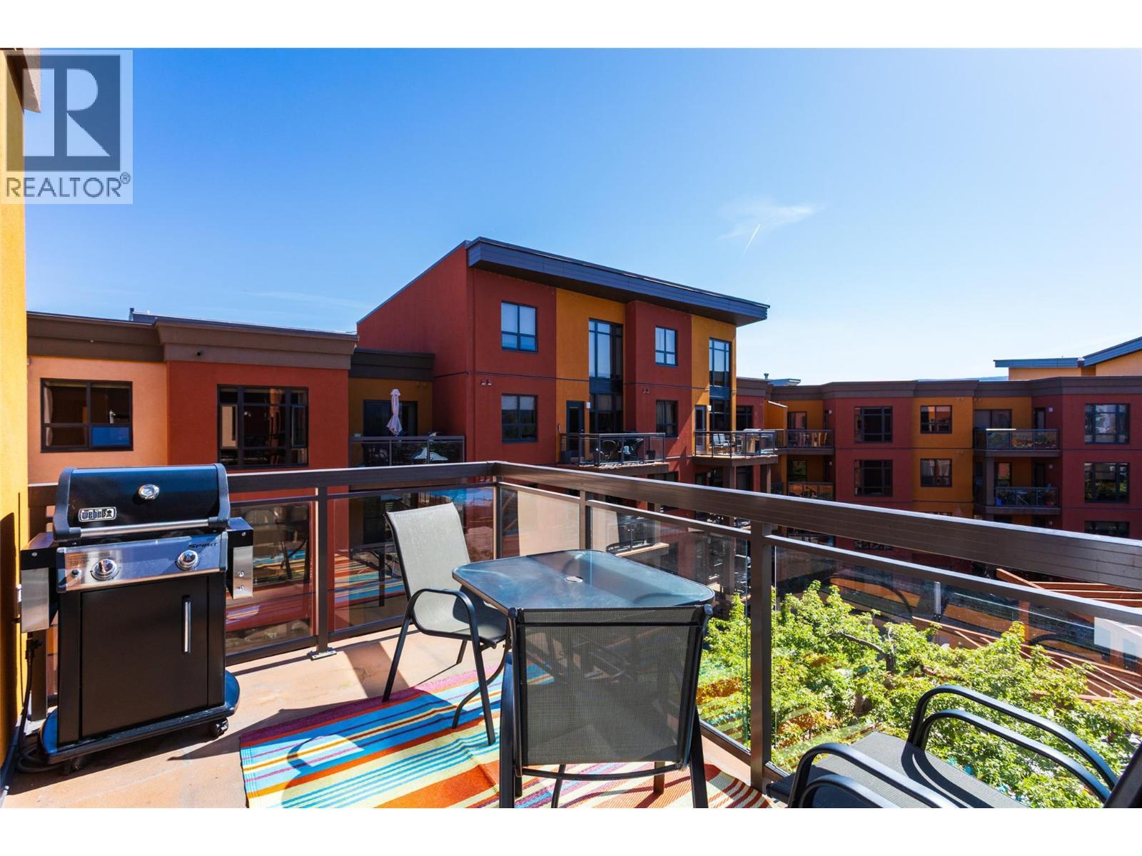 KELOWNA, British Columbia, V1W 3G7, CA, 2 Bedrooms Bedrooms, ,2 BathroomsBathrooms,Residential,For Sale,1960656