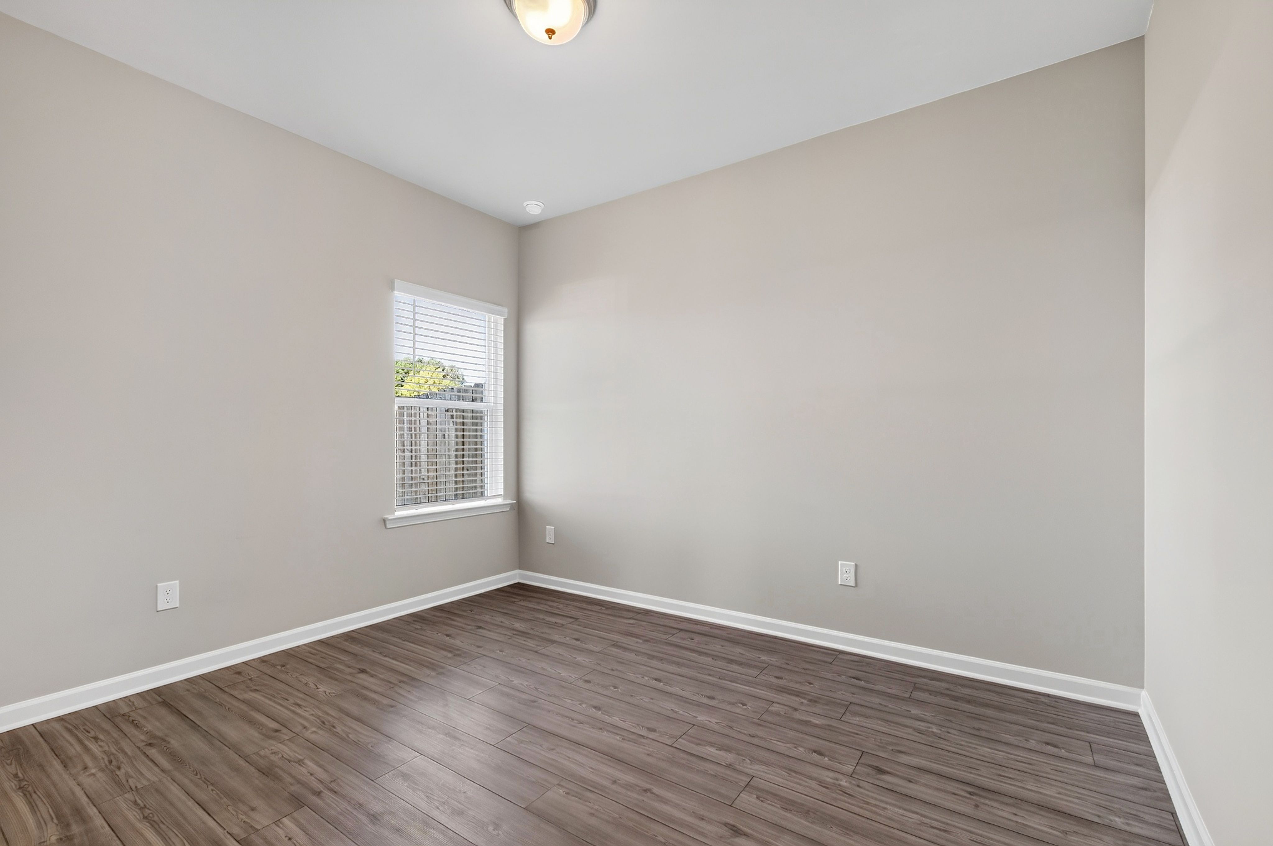  220 Citizens Court, Four Oaks, NC 27524 - 物件實景