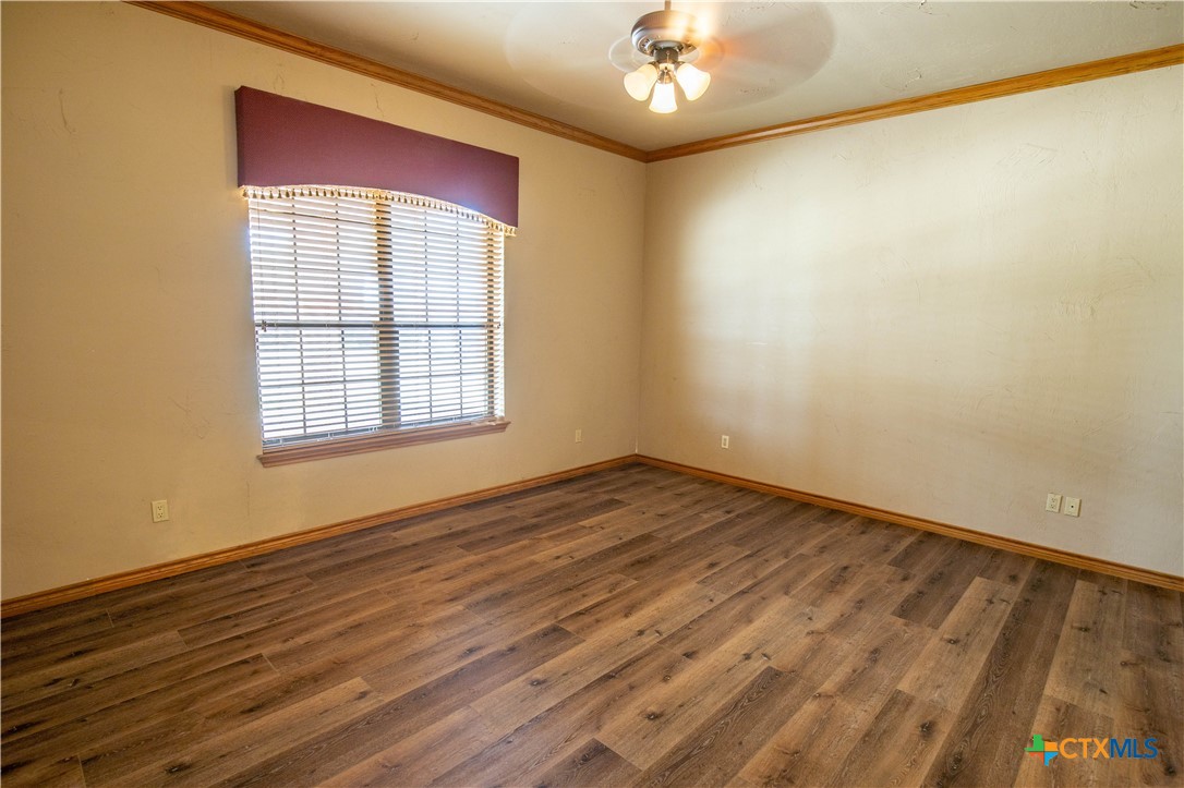 La Vernia, Texas, 78121, United States, 2 Bedrooms Bedrooms, ,3 BathroomsBathrooms,Residential,For Sale,2001735