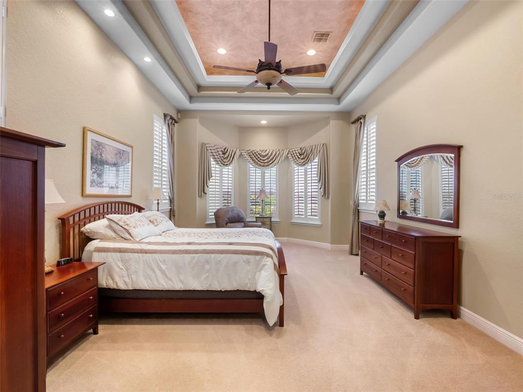 Orlando, Florida, 32836, United States, 4 Bedrooms Bedrooms, ,4 BathroomsBathrooms,Residential,For Sale,1901354
