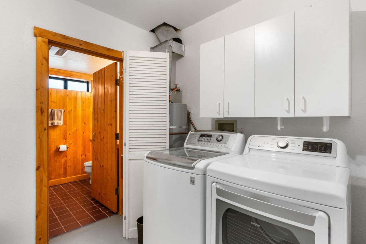 Jemez Springs, New Mexico, 87025, United States, 3 Bedrooms Bedrooms, ,2 BathroomsBathrooms,Residential,For Sale,1903499