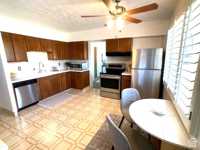 Salt Lake City, Utah, 84105, United States, 5 Bedrooms Bedrooms, ,1 BathroomBathrooms,Residential,For Sale,1958258