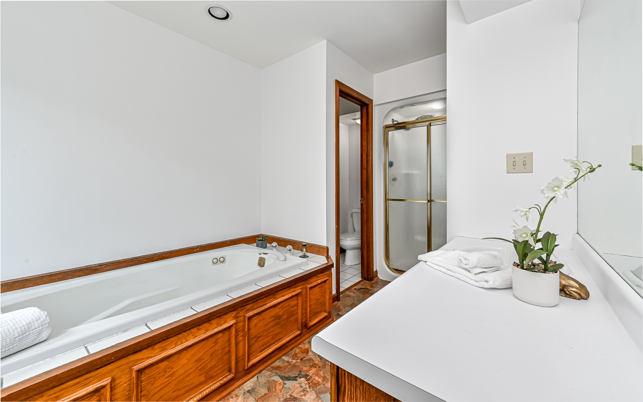  111 Timberwood Drive, Glenshaw, PA 15116 - 物件實景