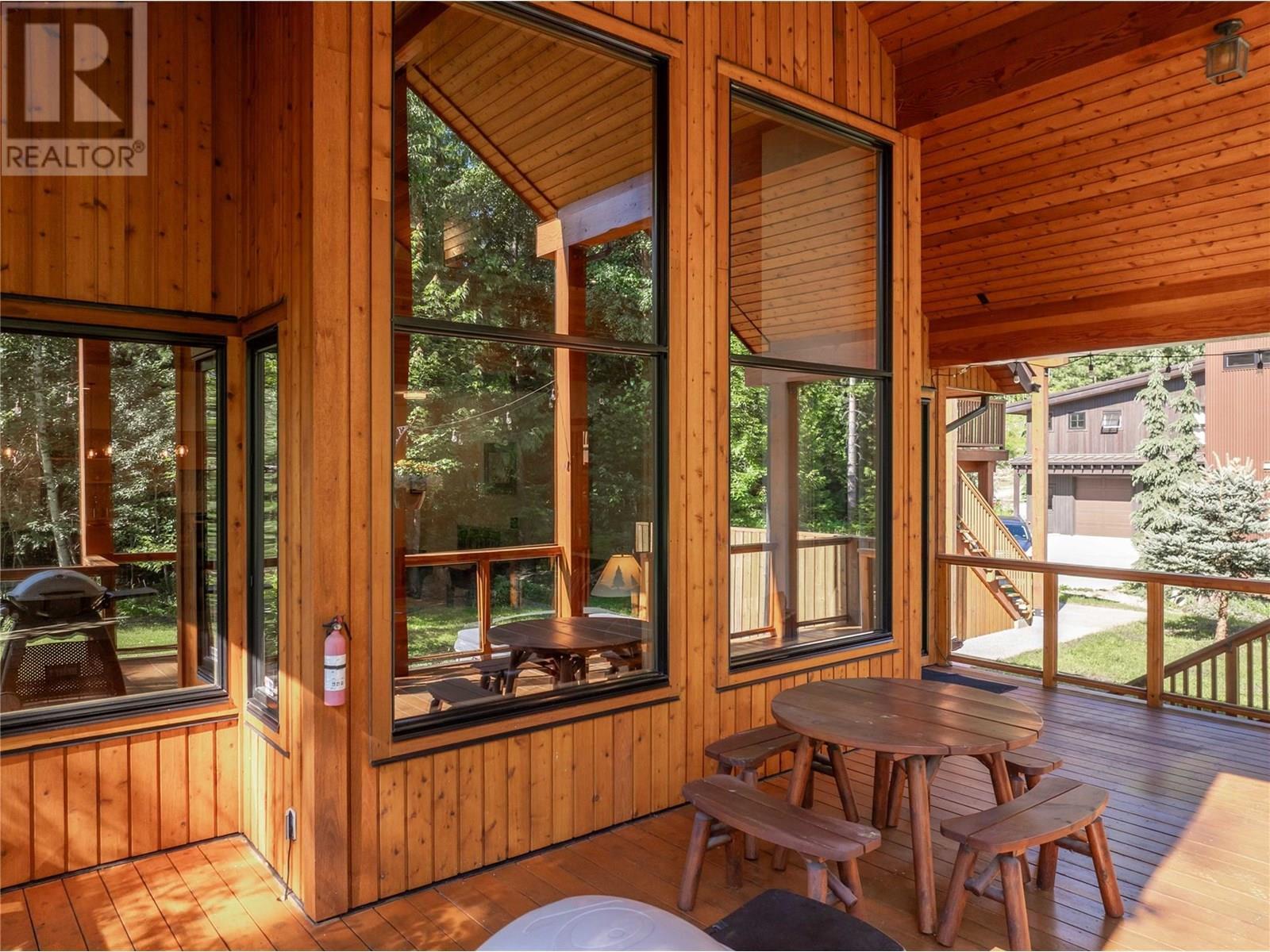REVELSTOKE, British Columbia, V0E 2S3, CA, 6 Bedrooms Bedrooms, ,4 BathroomsBathrooms,Residential,For Sale,1912503