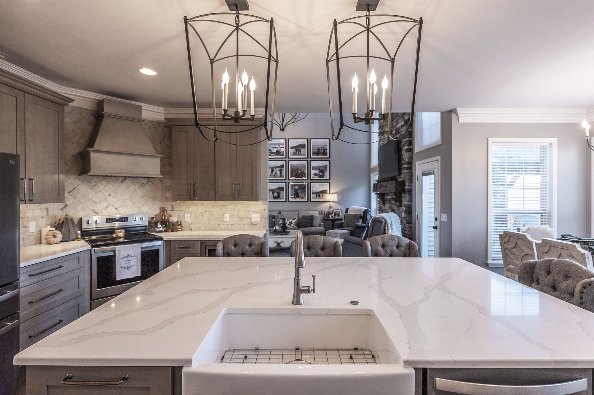 Goodlettsville, Tennessee, 37072, United States, 5 Bedrooms Bedrooms, ,4 BathroomsBathrooms,Residential,For Sale,1974837