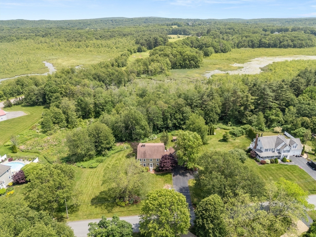 Paxton, Massachusetts, 01612, United States, 4 Bedrooms Bedrooms, ,4 BathroomsBathrooms,Residential,For Sale,1940308