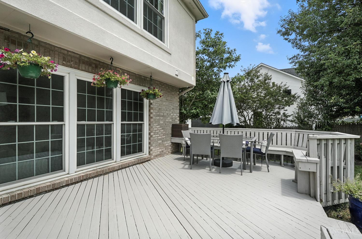 Blue Ash, Ohio, 45241, United States, 4 Bedrooms Bedrooms, ,4 BathroomsBathrooms,Residential,For Sale,1902306