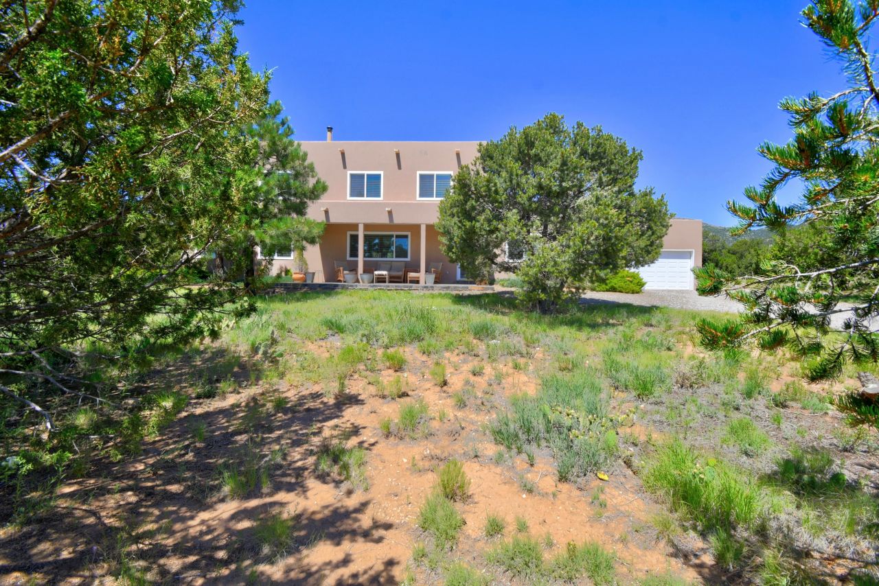 Edgewood, New Mexico, 87015, United States, 3 Bedrooms Bedrooms, ,2 BathroomsBathrooms,Residential,For Sale,1890562