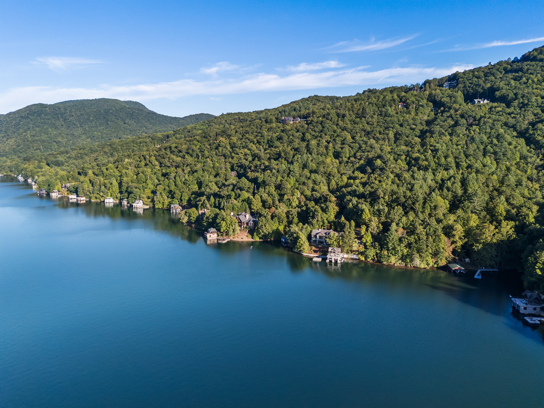 Breathtaking Lake Burton Views from an Exceptional Custom Lakehouse - 物件實景