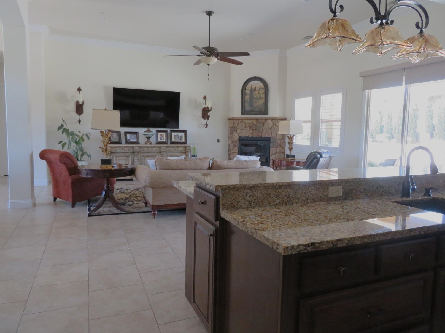 Oakdale, California, 95361, United States, 3 Bedrooms Bedrooms, ,4 BathroomsBathrooms,Residential,For Sale,1905843