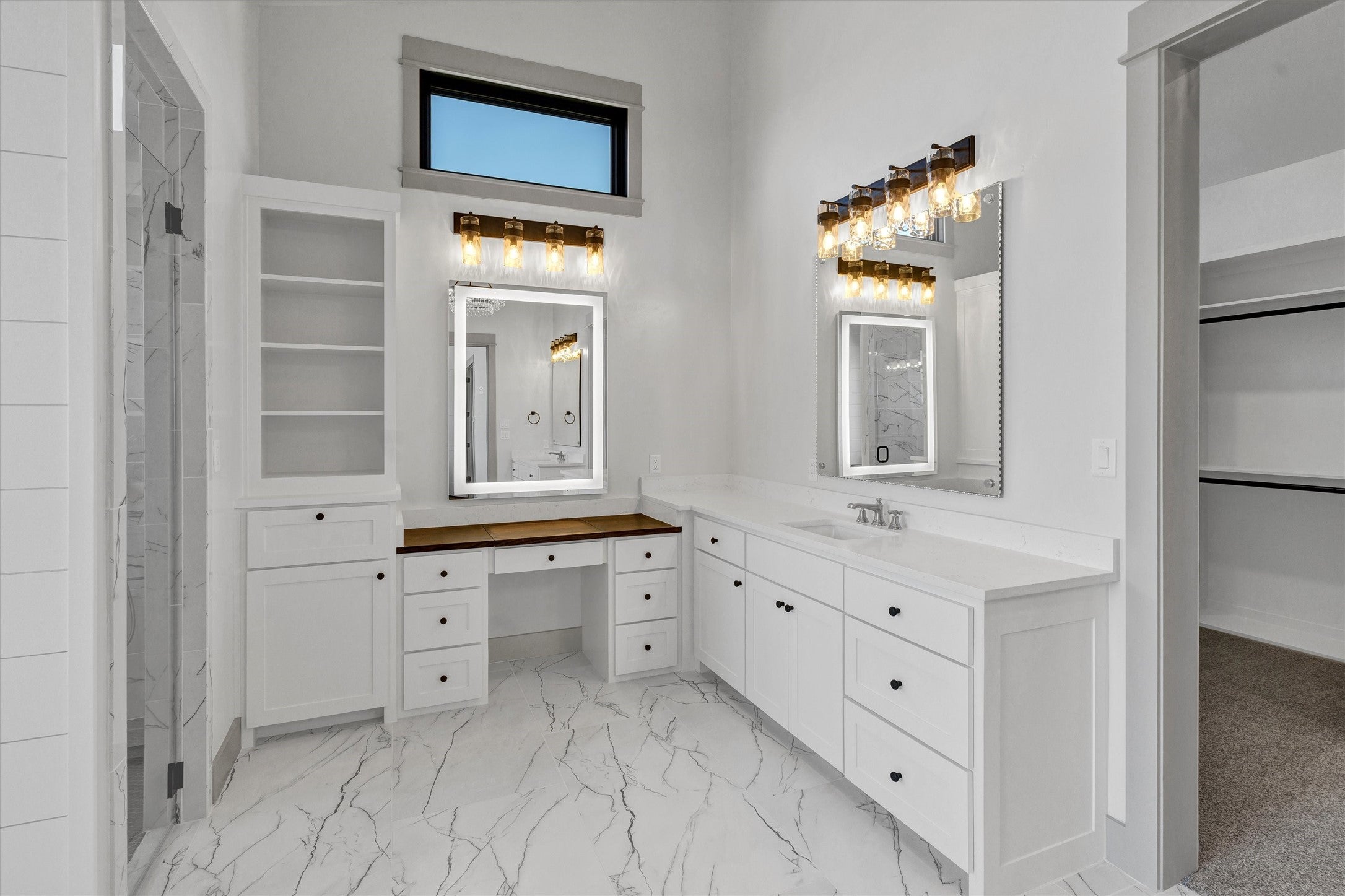 Graford, Texas, 76449, United States, 5 Bedrooms Bedrooms, ,6 BathroomsBathrooms,Residential,For Sale,1980224