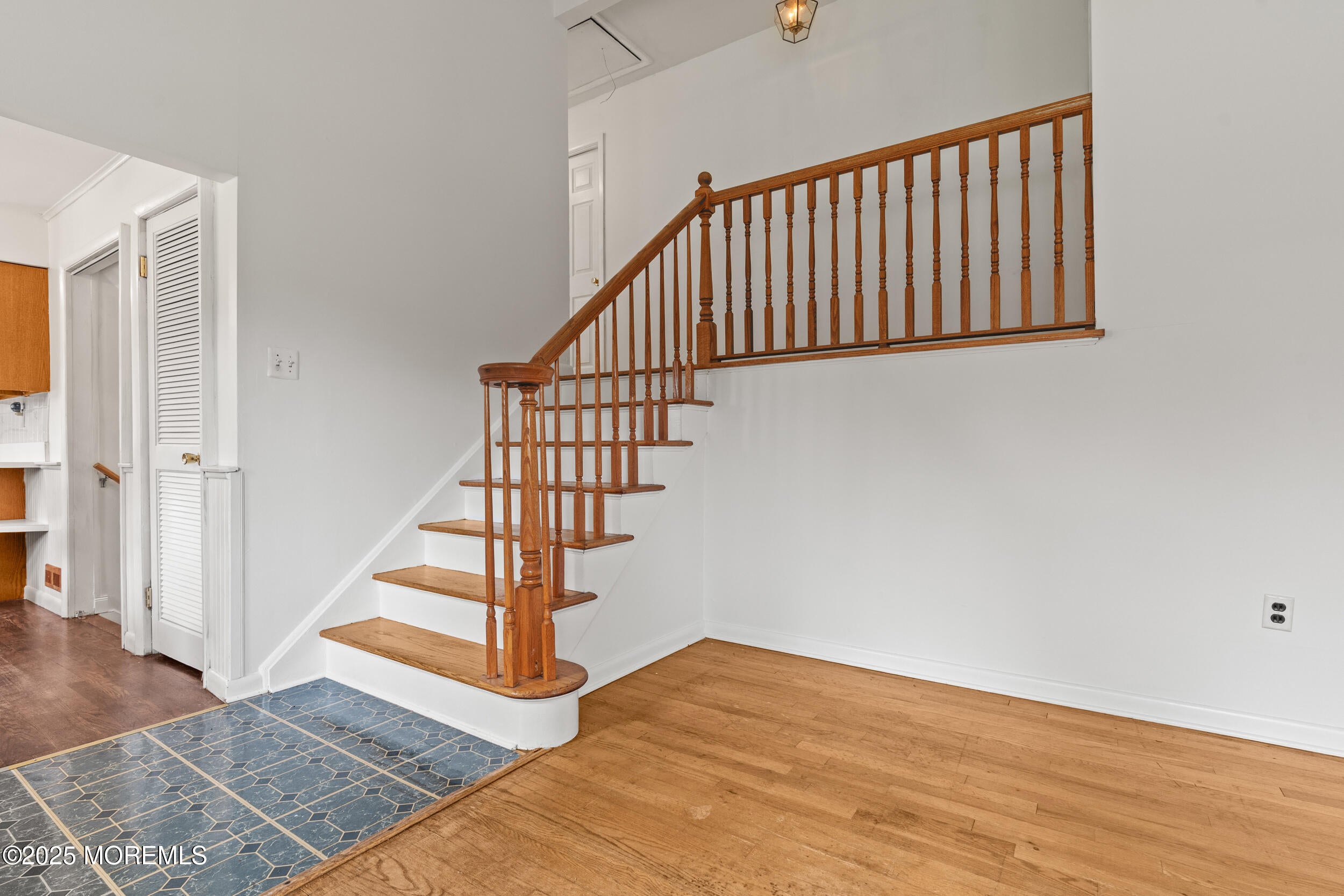 Oakhurst, New Jersey, 07755, United States, 3 Bedrooms Bedrooms, ,2 BathroomsBathrooms,Residential,For Sale,1923231