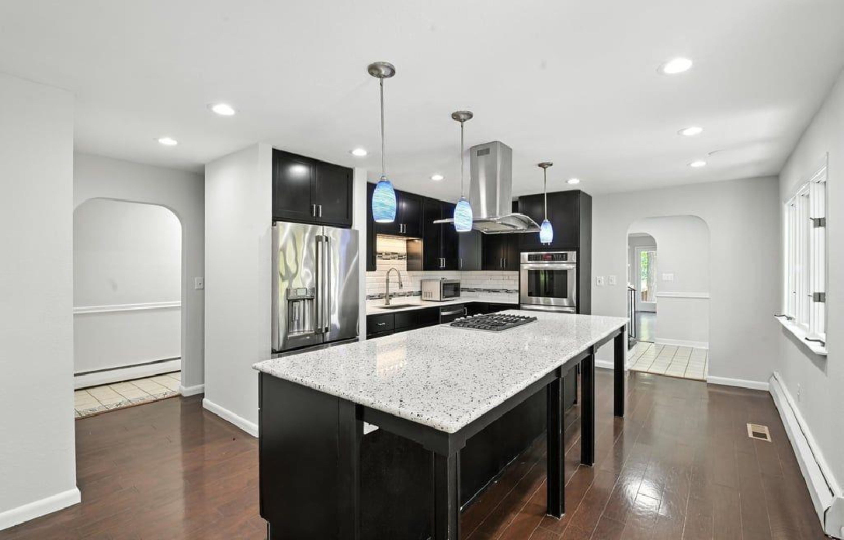 Norfolk, Virginia, 23502, United States, 5 Bedrooms Bedrooms, ,3 BathroomsBathrooms,Residential,For Sale,1984134