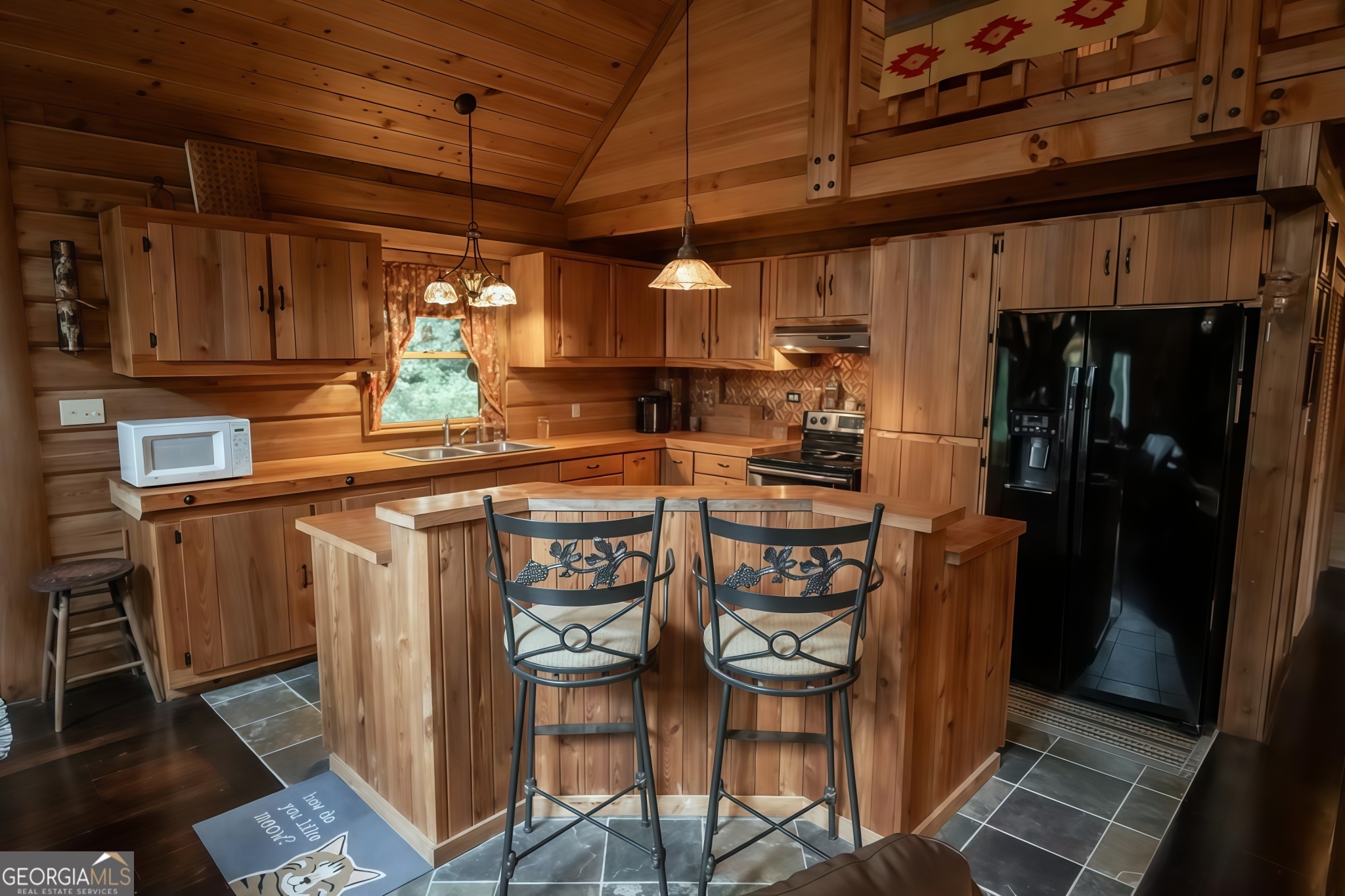 Elberton, Georgia, 30635, United States, 3 Bedrooms Bedrooms, ,3 BathroomsBathrooms,Residential,For Sale,1907088