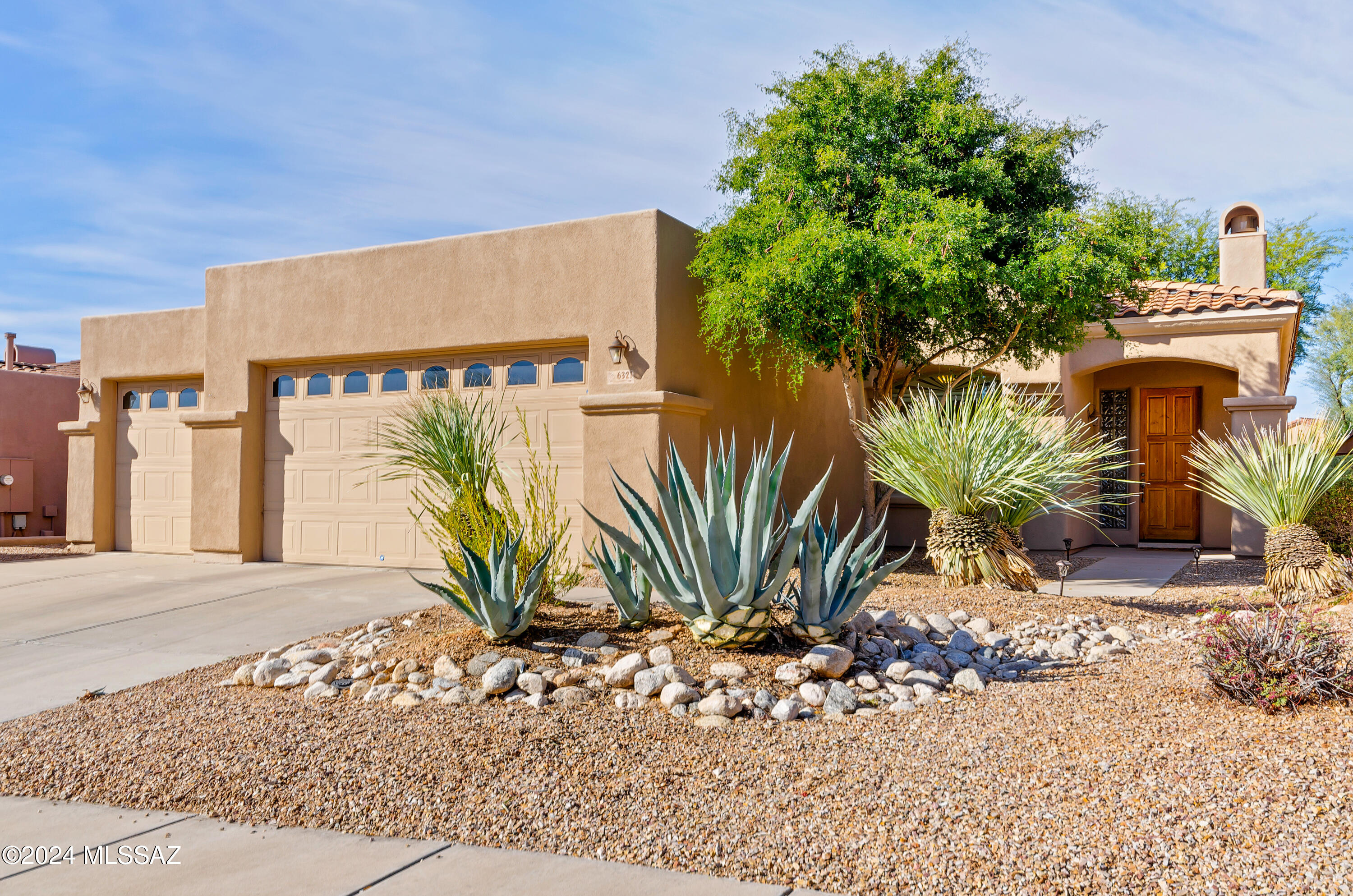 Tucson, Arizona, 85718, United States, 3 Bedrooms Bedrooms, ,2 BathroomsBathrooms,Residential,For Sale,1847583