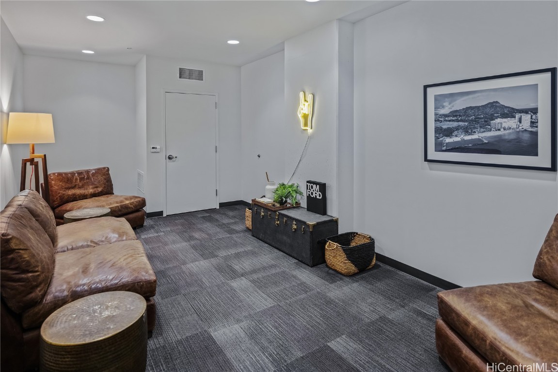 988 Halekauwila Street Unit 3304, Honolulu, Hawaii, 96814, United States, 3 Bedrooms Bedrooms, ,2 BathroomsBathrooms,Residential,For Sale,988 Halekauwila Street Unit 3304,1634686