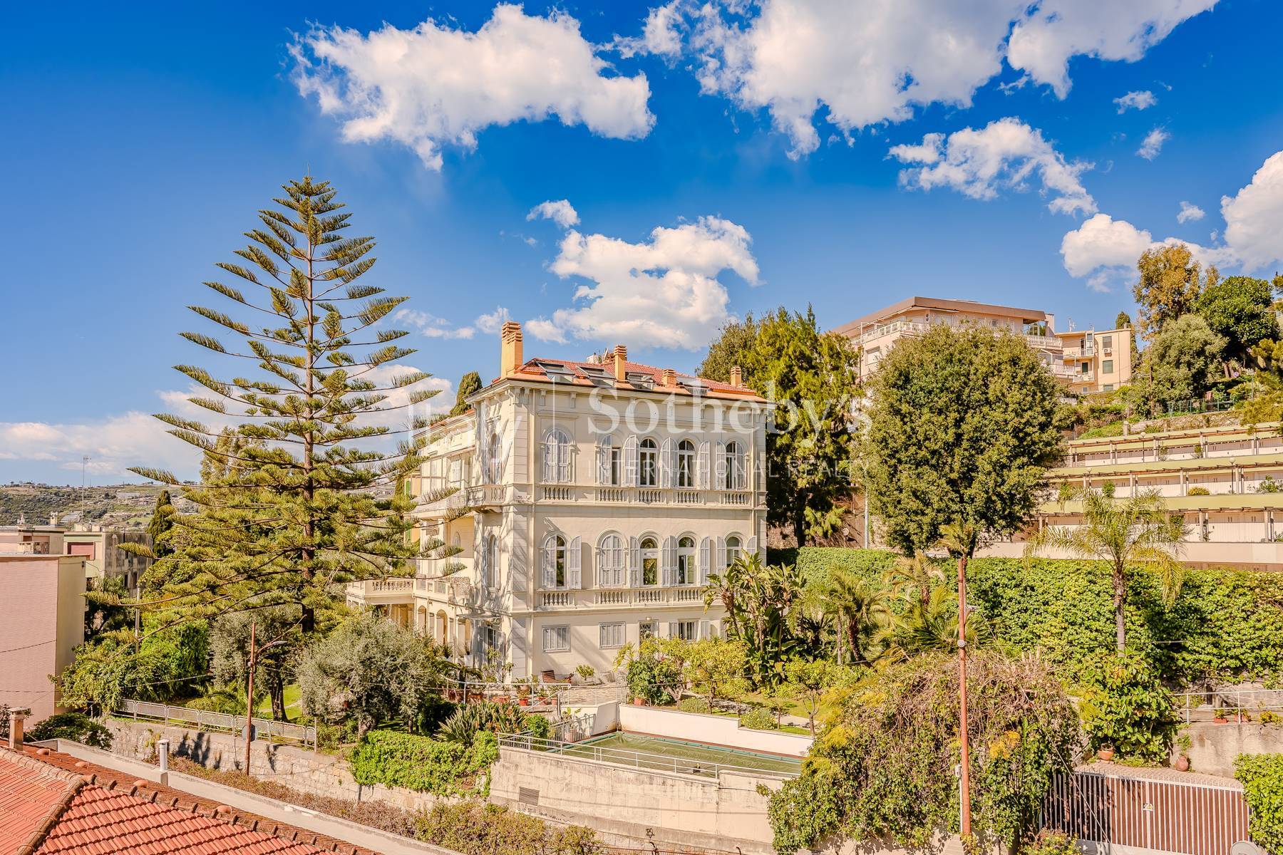  Sea view penthouse with large terrace in central Sanremo - 物件實景