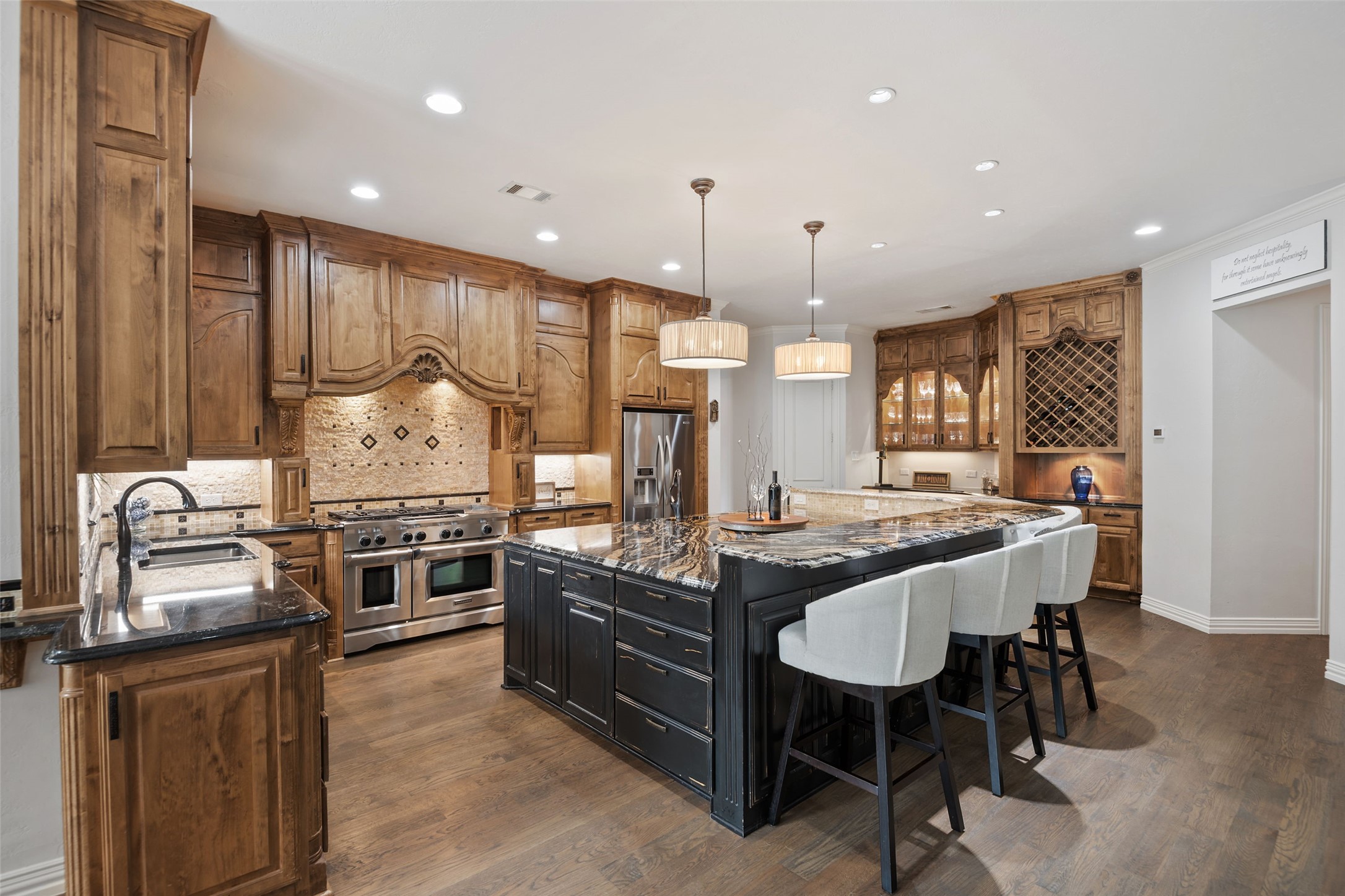 Southlake, Texas, 76092, United States, 5 Bedrooms Bedrooms, ,6 BathroomsBathrooms,Residential,For Sale,1875332