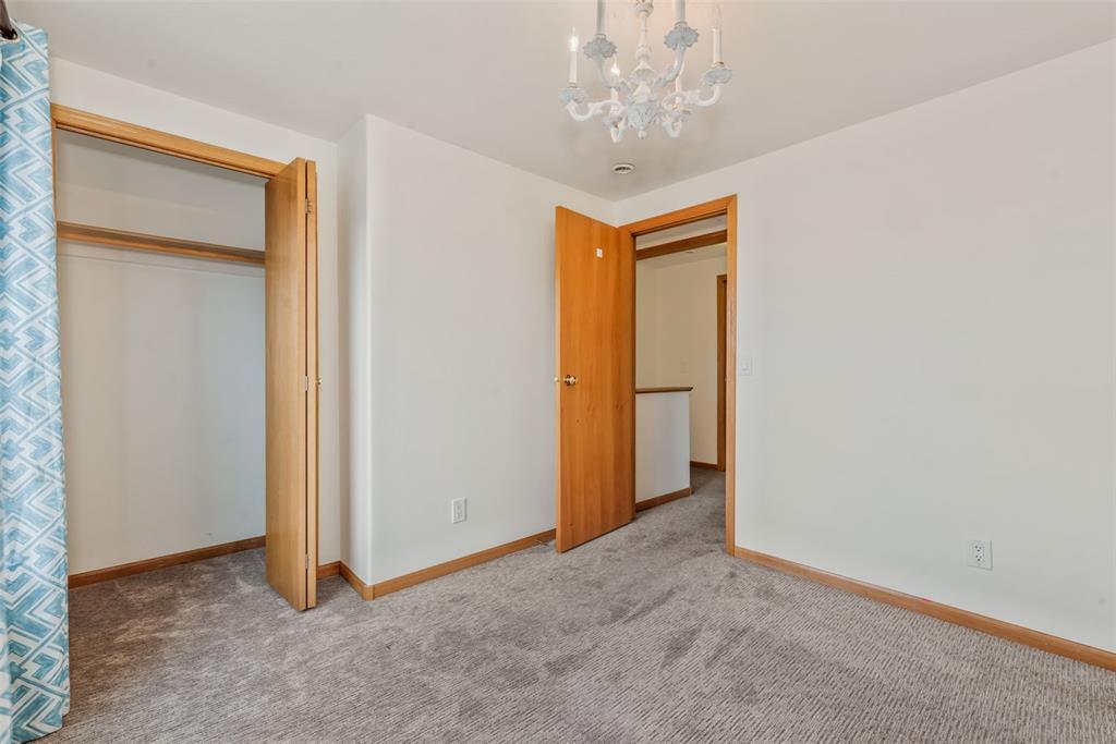 Steamboat Springs, Colorado, 80487, United States, 3 Bedrooms Bedrooms, ,2 BathroomsBathrooms,Residential,For Sale,2003476