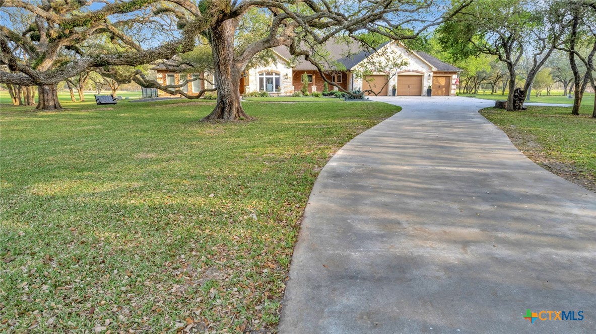 Inez, Texas, 77968, United States, 3 Bedrooms Bedrooms, ,3 BathroomsBathrooms,Residential,For Sale,1760733