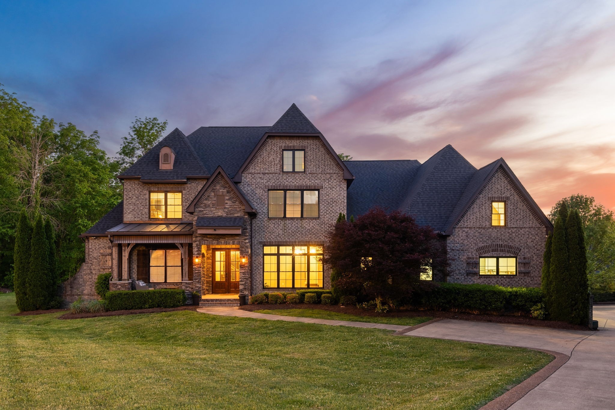  2713 Deer Haven Ct, Franklin, TN, 37067 - 物件實景
