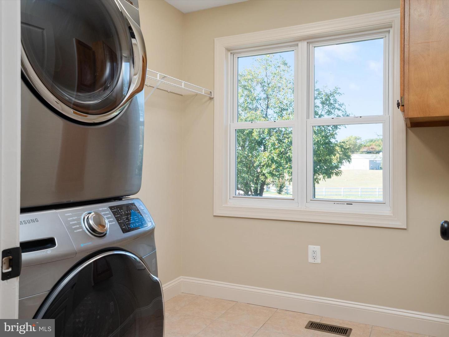 Pasadena, Maryland, 21122, United States, 6 Bedrooms Bedrooms, ,6 BathroomsBathrooms,Residential,For Sale,1994815