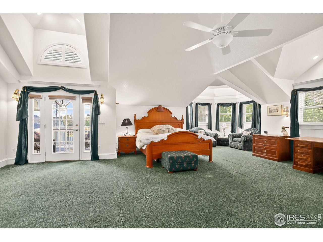 Lafayette, Colorado, 80026, United States, 5 Bedrooms Bedrooms, ,5 BathroomsBathrooms,Residential,For Sale,1991447