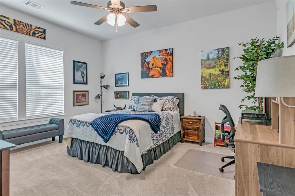 Arlington, Texas, 76005, United States, 3 Bedrooms Bedrooms, ,2 BathroomsBathrooms,Residential,For Sale,1902792