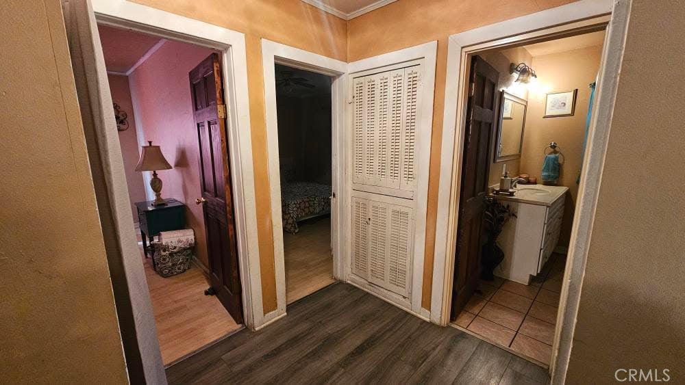 Los Angeles, California, 90011, United States, ,Residential,For Sale,2016894