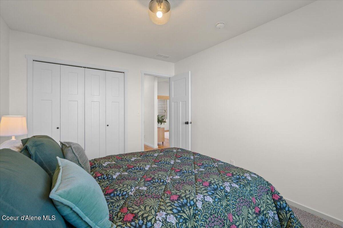 Hayden, Idaho, 83835, United States, 3 Bedrooms Bedrooms, ,2 BathroomsBathrooms,Residential,For Sale,1990456