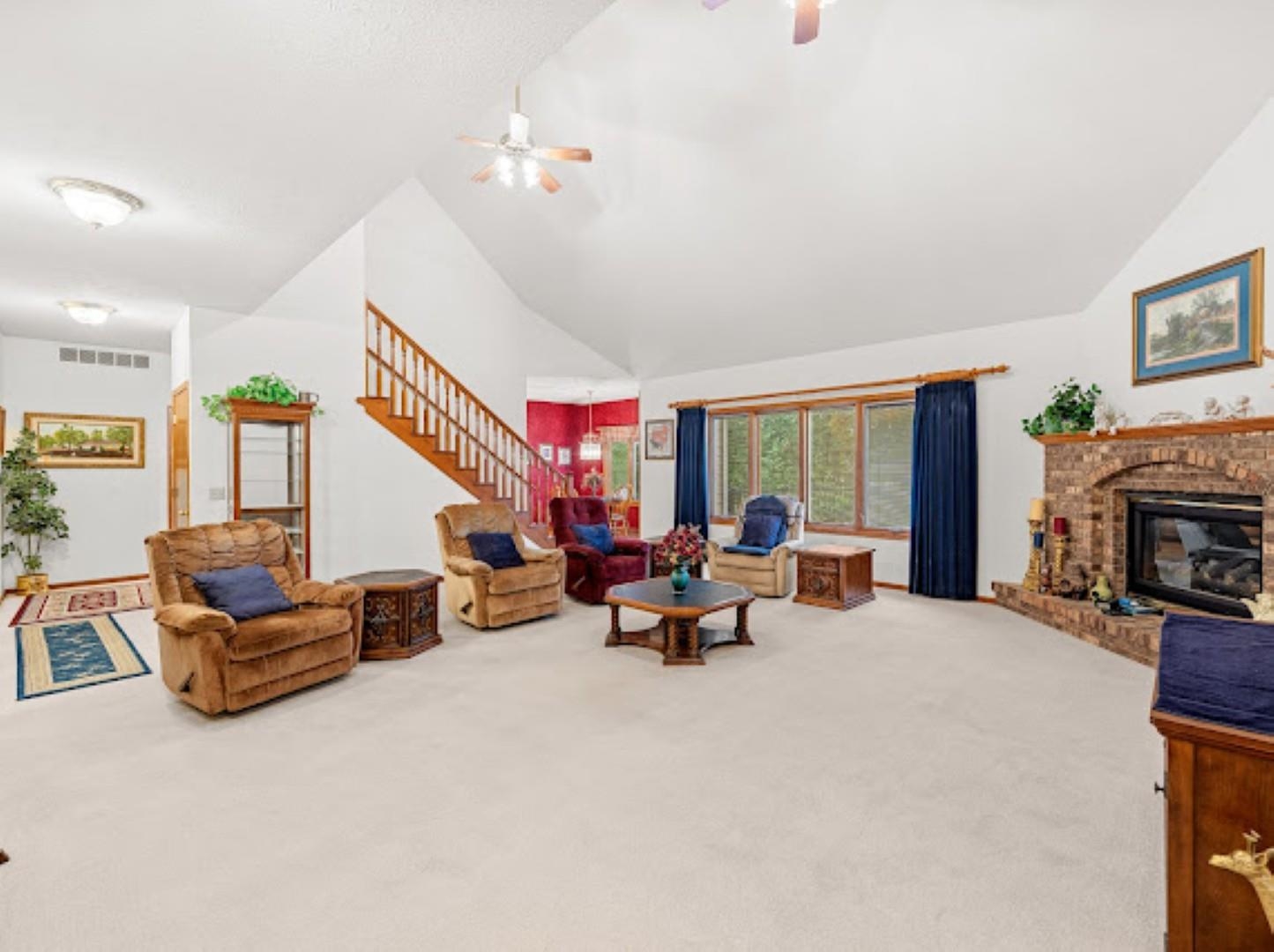 Salina, Kansas, 67401, United States, 4 Bedrooms Bedrooms, ,4 BathroomsBathrooms,Residential,For Sale,1932172