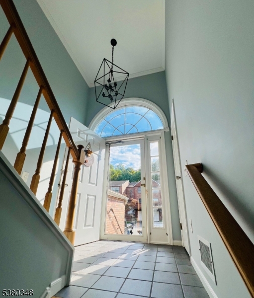 Pompton Lakes Boro, New Jersey, 07442, United States, 3 Bedrooms Bedrooms, ,3 BathroomsBathrooms,Residential,For Sale,1925292