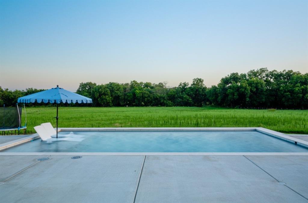 Alvord, Texas, 76225, United States, 3 Bedrooms Bedrooms, ,2 BathroomsBathrooms,Residential,For Sale,2006100