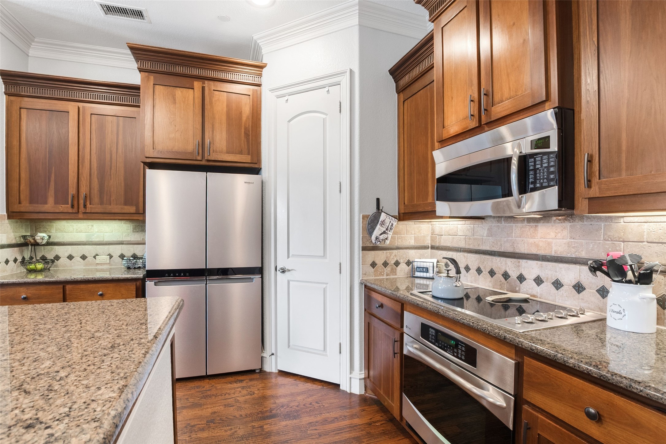 Plano, Texas, 75024, United States, 4 Bedrooms Bedrooms, ,4 BathroomsBathrooms,Residential,For Sale,1949357