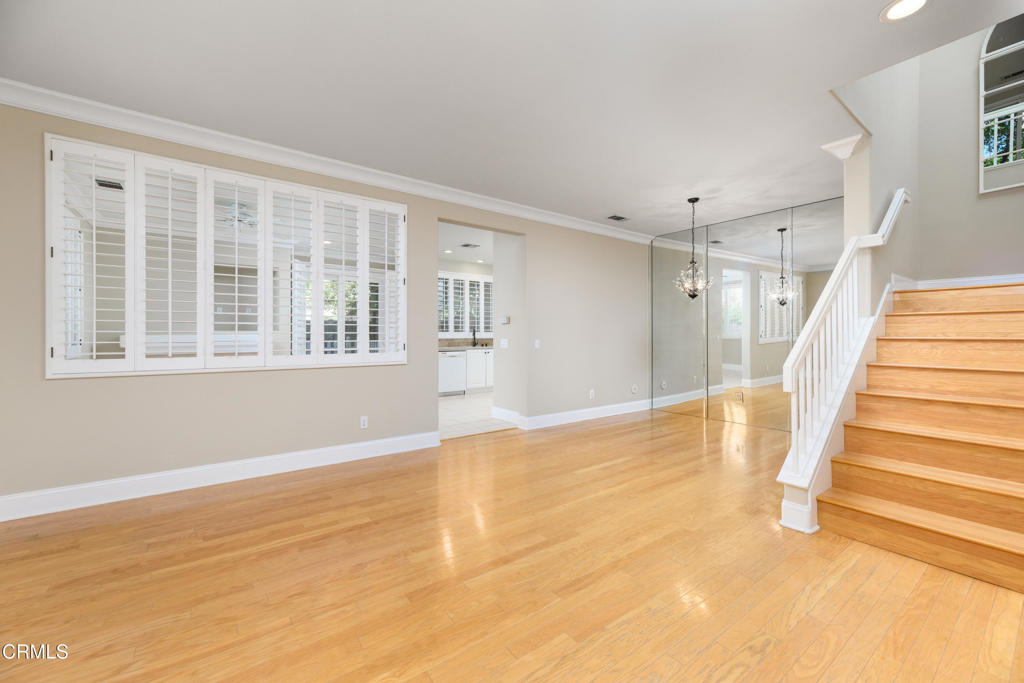 Camarillo, California, 93012, United States, 2 Bedrooms Bedrooms, ,2 BathroomsBathrooms,Residential,For Sale,1981052