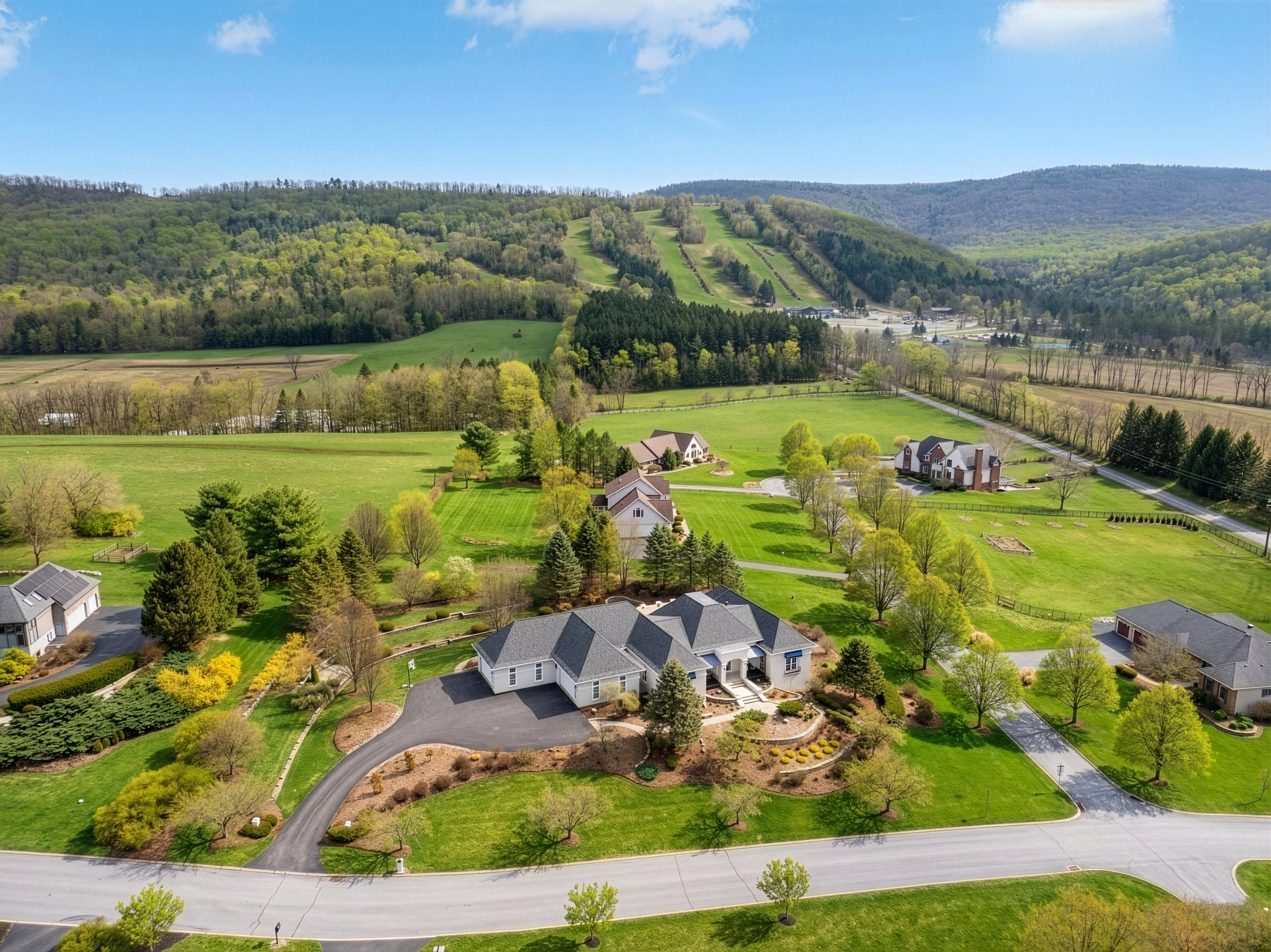  220 Mt Pleasant Dr - 物件實景