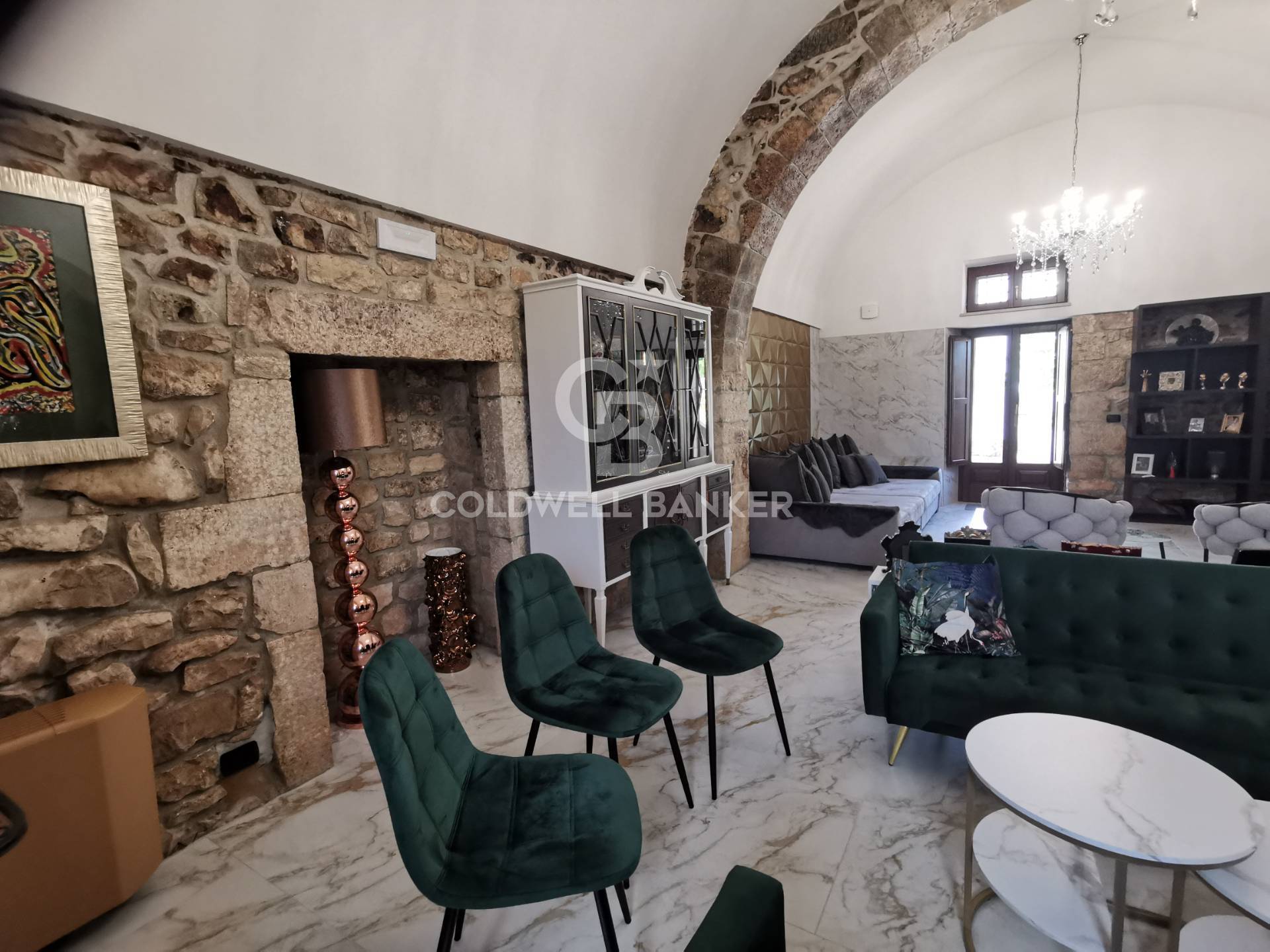 Modica, Ragusa, 97015, IT, 4 Bedrooms Bedrooms, ,6 BathroomsBathrooms,Residential,For Sale,1827626